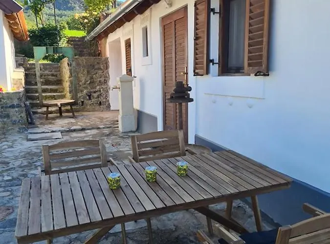 Vakantiehuis Bencze Pincze Badacsony Hill *